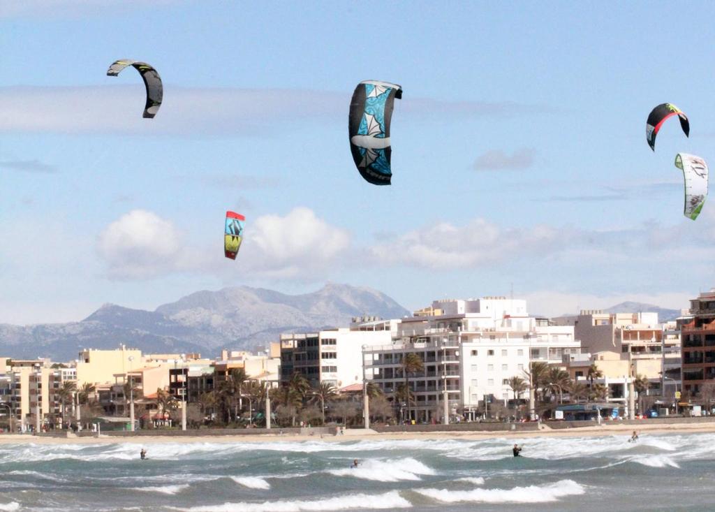Kiteboarders out of 2016 chose to ignore Palma 2013 World Cup event - Trofeo Princesa Sofia Mapfre 2013 ©  SW